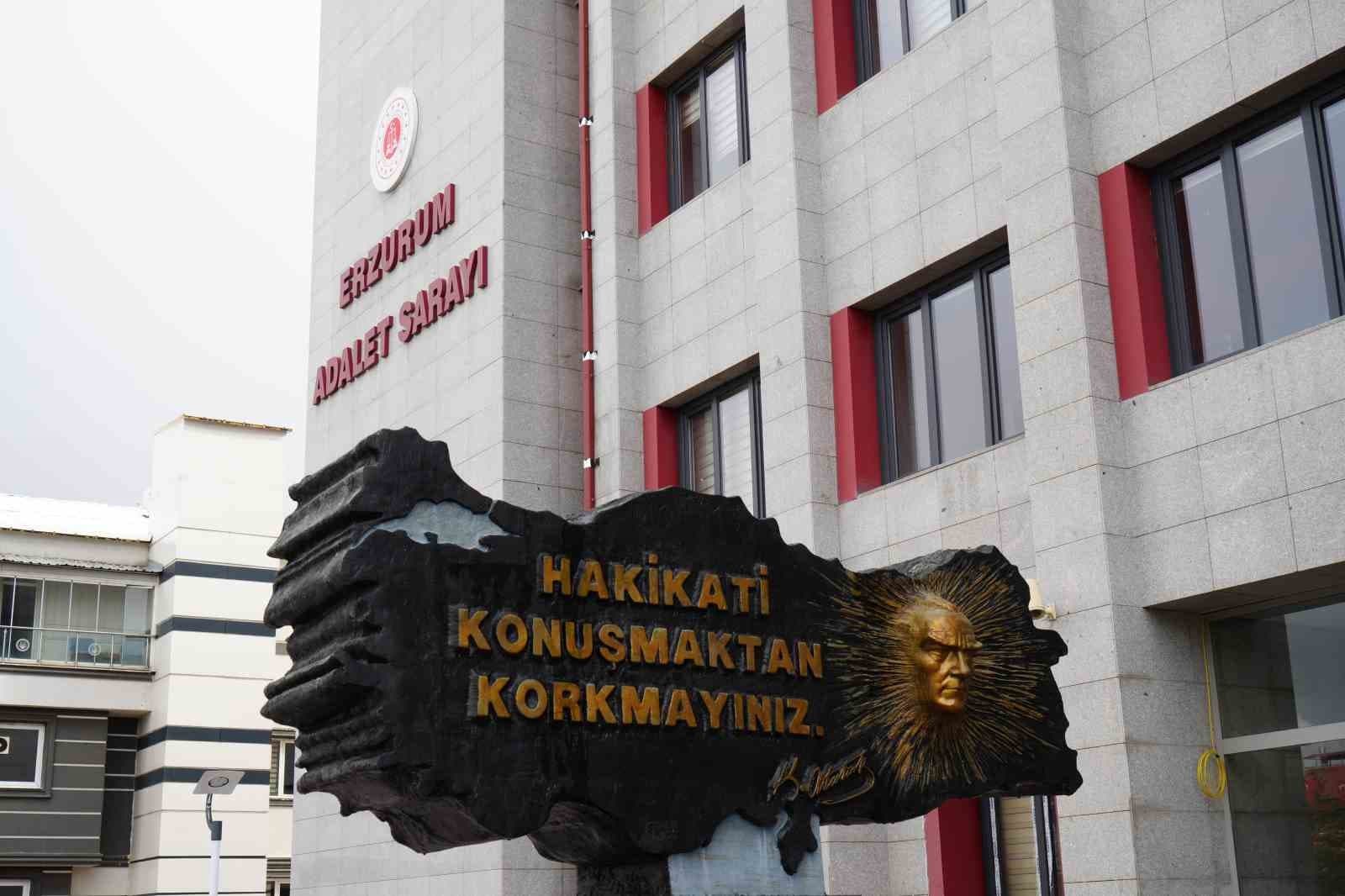 Hukuk Dünyasında Yapay Zeka Tartışması: Teknik İşlerde Evet, Karar Aşamasında Hayır