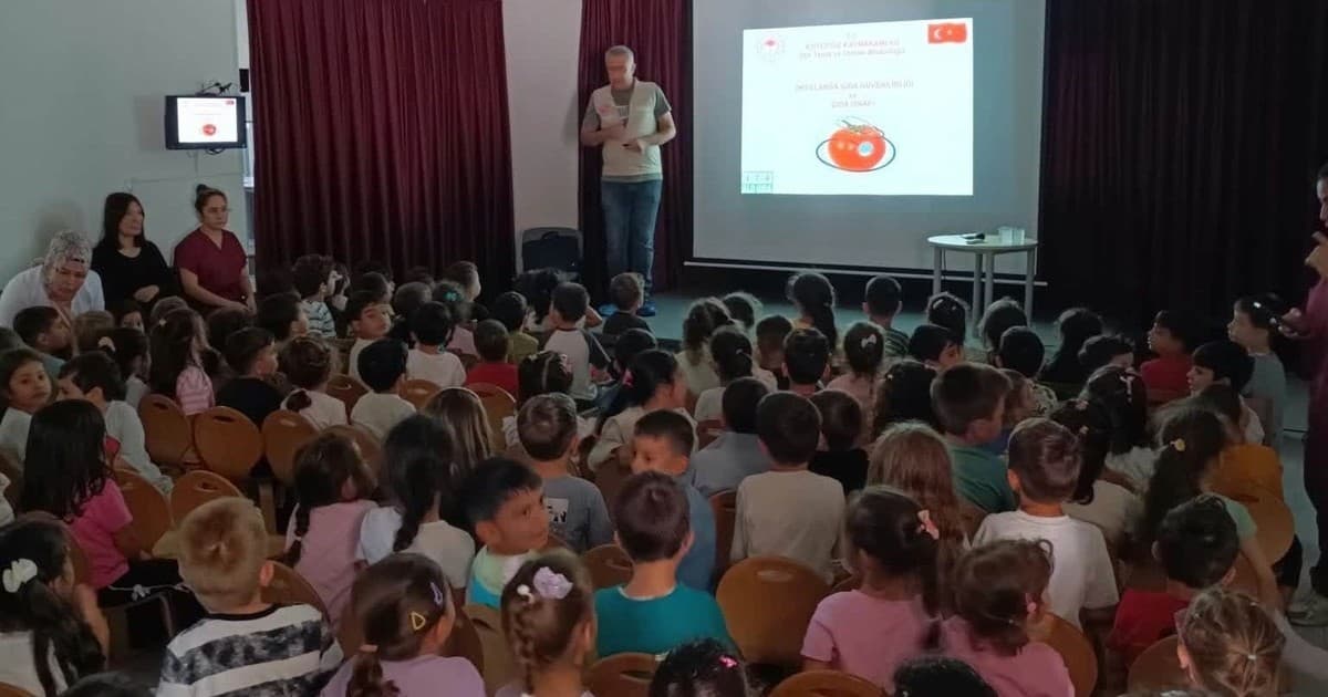 Köyceğiz'de Minik Öğrencilere Sağlıklı Beslenme ve İsraf Eğitimi