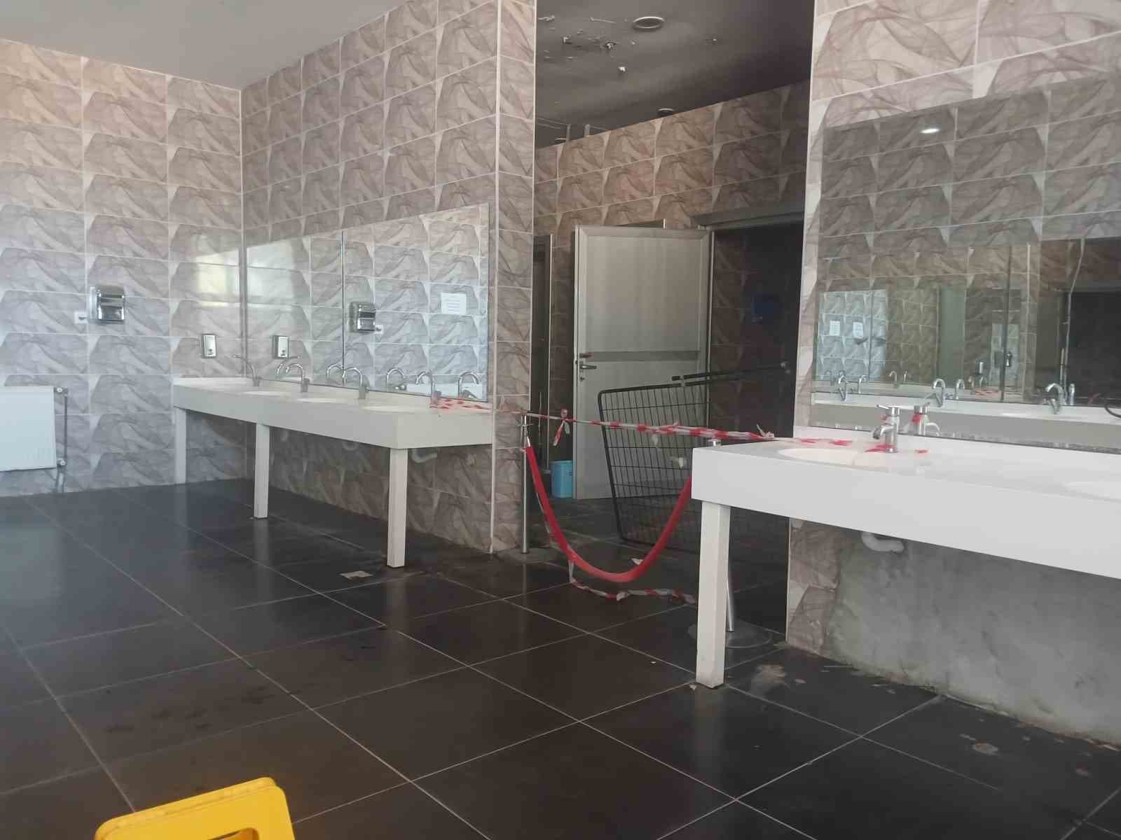Bilecik Otogarında Sorunlar Bitmiyor: Bu Kez de Tuvalet Kriz Yaratıyor