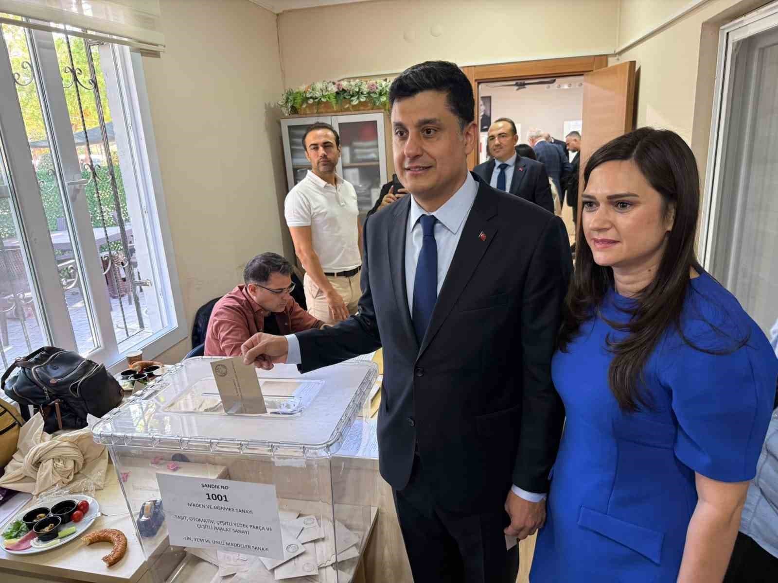 Aydın Sanayi Odası'nda Sandıklar Kuruldu: Yeni Yönetim Belirleniyor