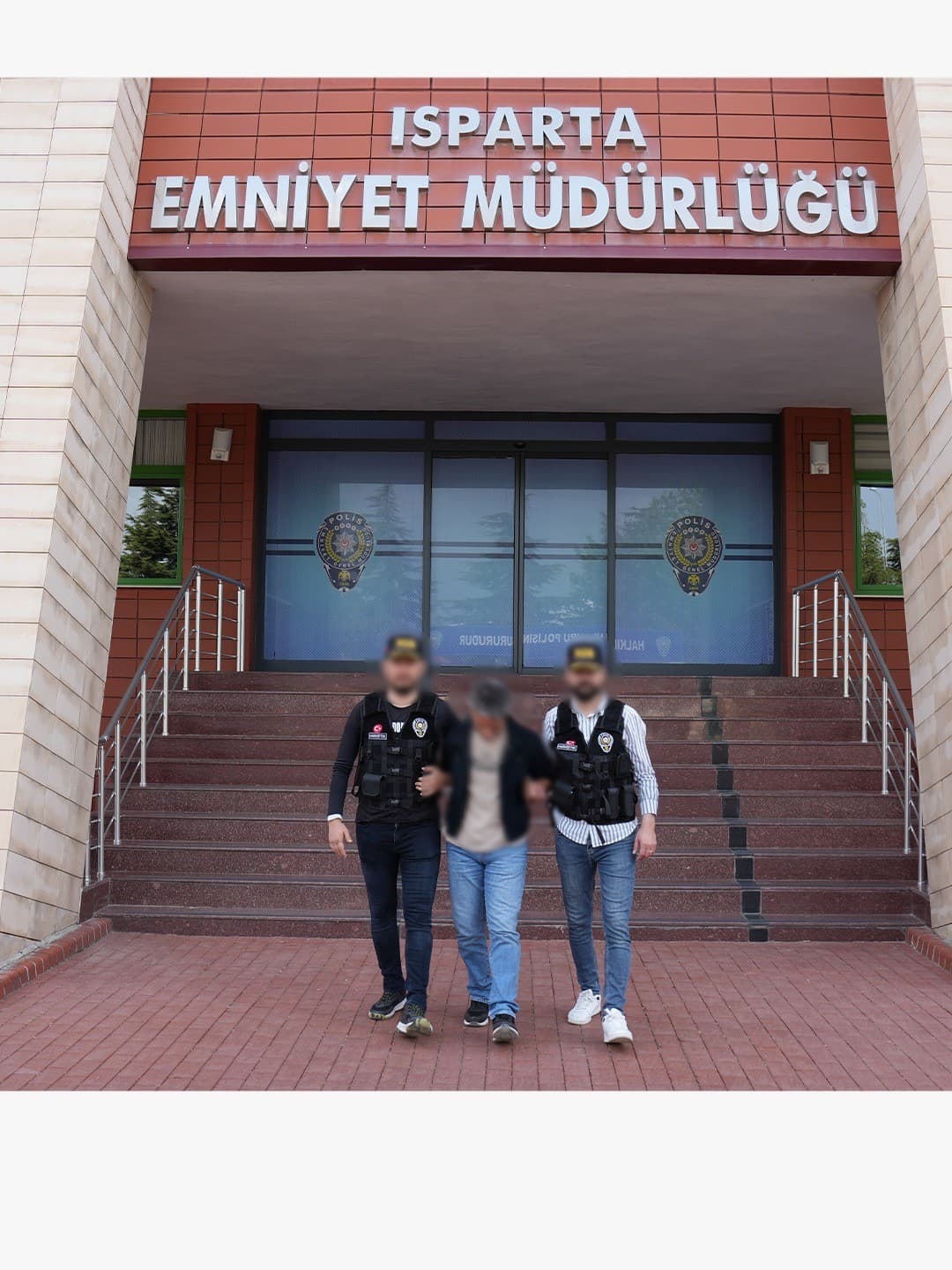 Isparta'da Uyuşturucu Ticaretinden Aranan Şahıs Yakalandı
