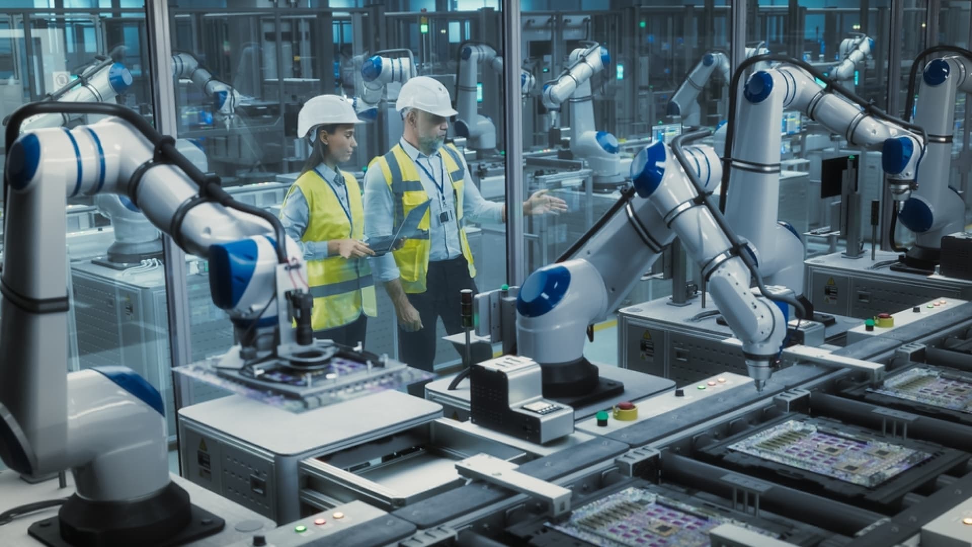 Dünya Sanayisinde Otomasyon Rekor Kırdı: Fabrikalardaki Aktif Robot Sayısı 5 Milyonu Geçti