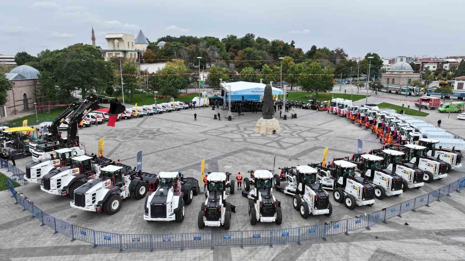 Konya Büyükşehir Belediyesi Filosuna 419 Milyon Liralık 54 Yeni Araç Eklendi