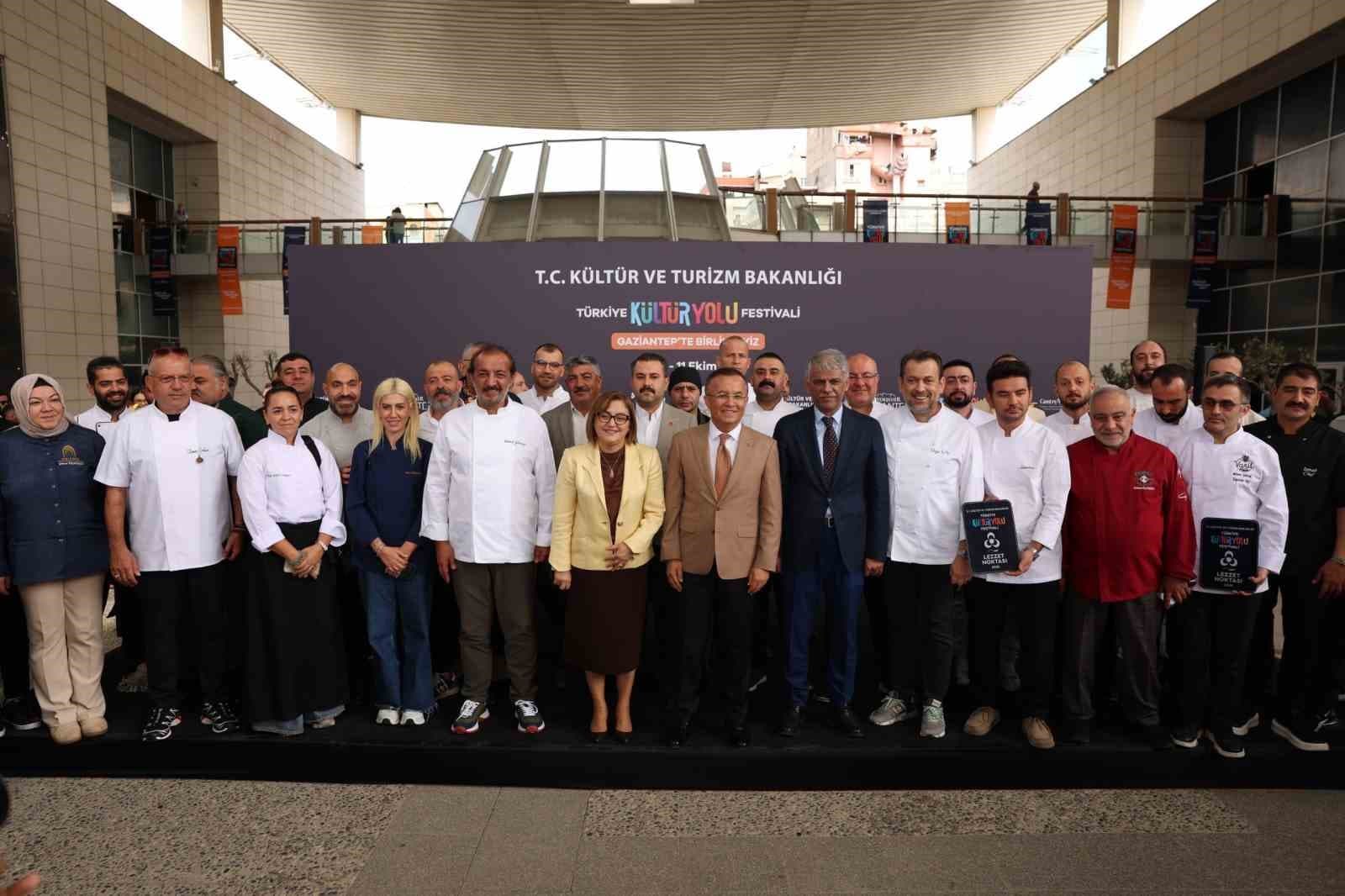 GastroAntep Kültür Yolu Festivali resmi açılış töreniyle başladı