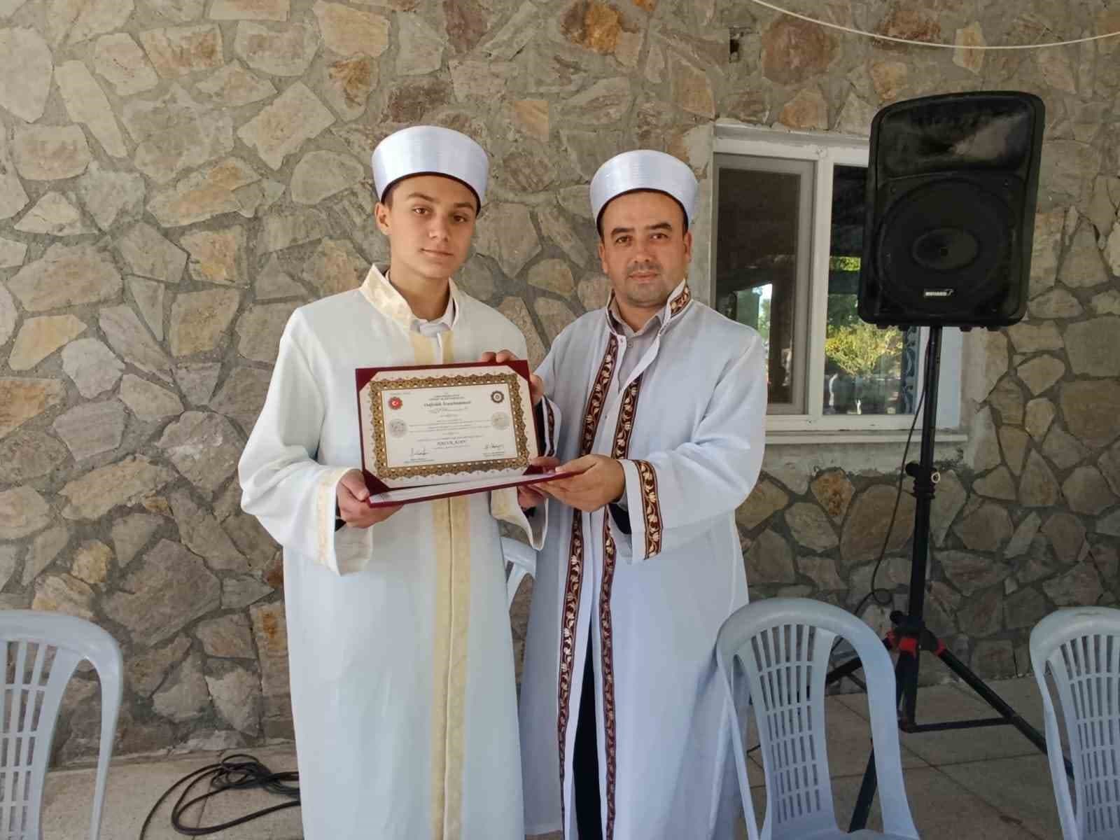 Hafız çocuktan dikkat çeken hedef