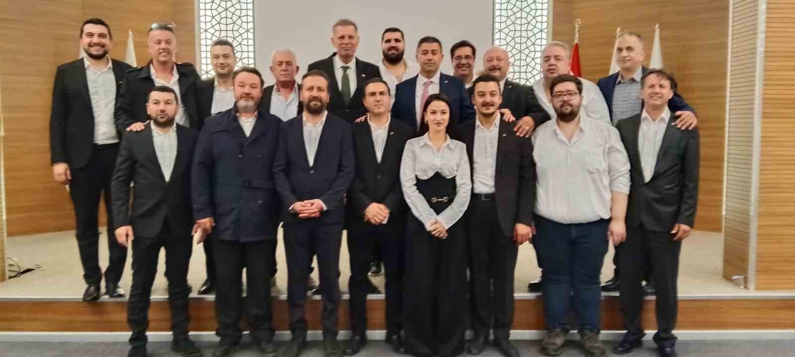 Manisa Ticaret Borsası’nda Özkasap güven tazeledi