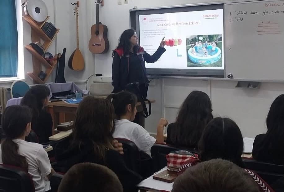 Söke’de öğrencilere gıda israfına karşı farkındalık eğitimi