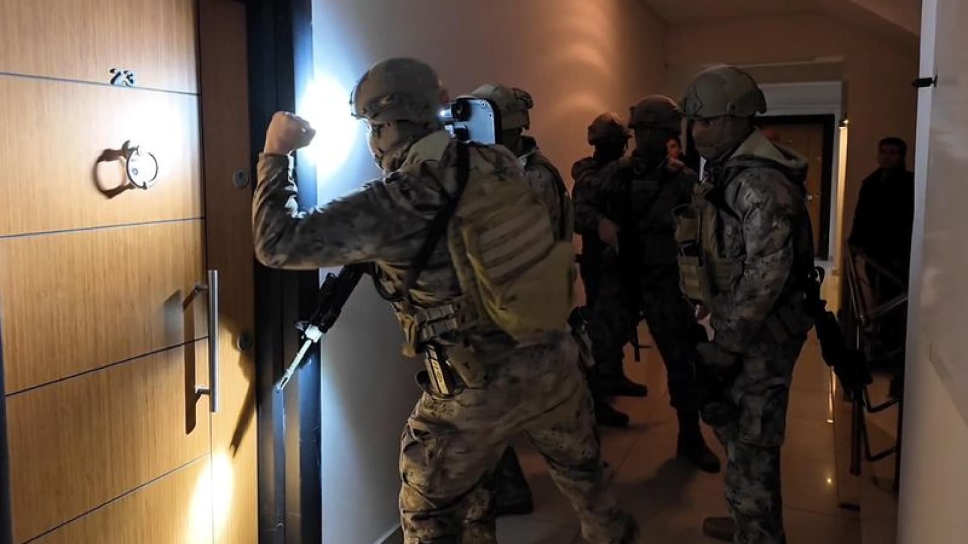 Daltonlar operasyonu: 33 gözaltı kararı